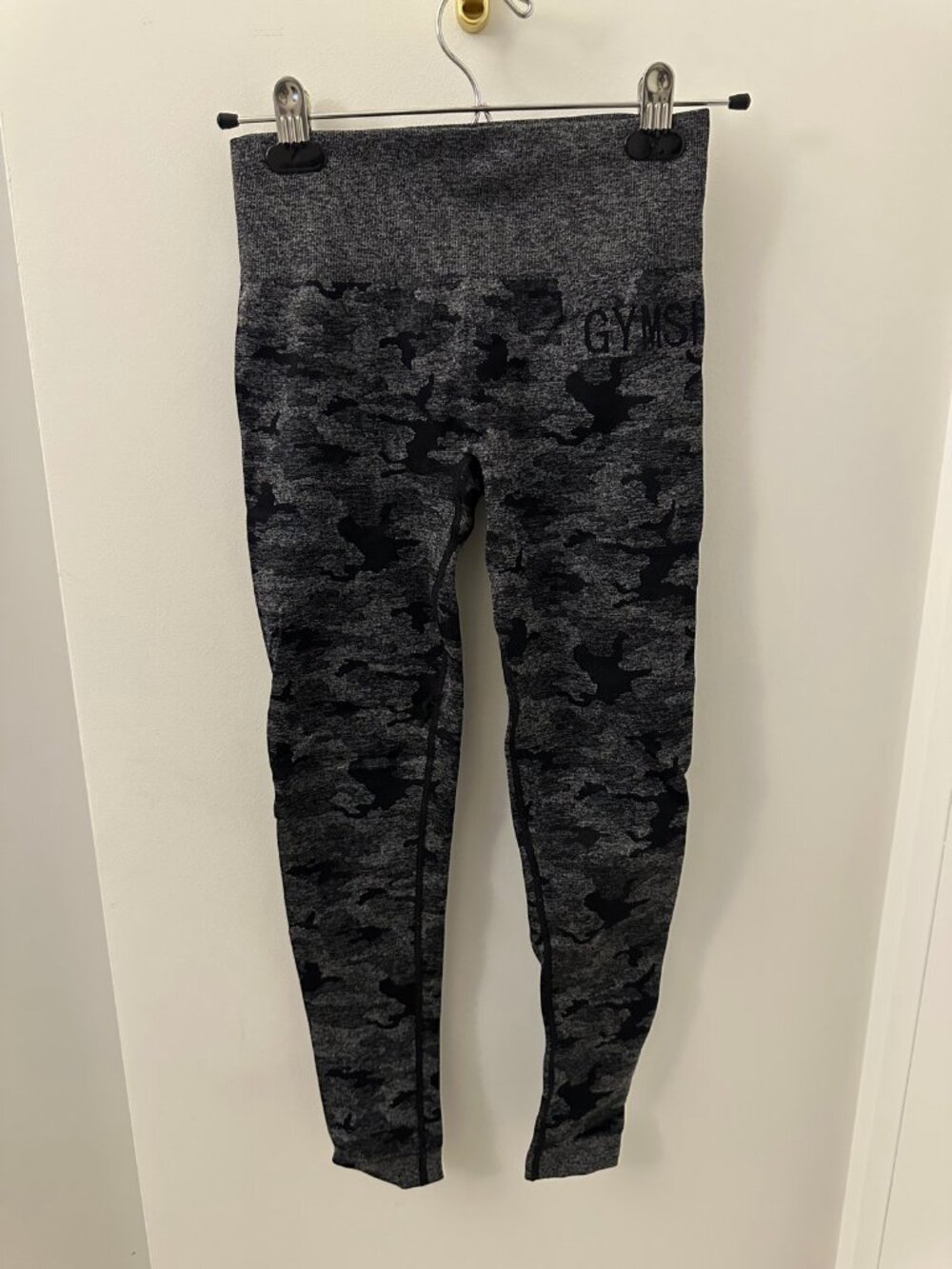 Gymshark Adapt Camo Seamless Leggings Gray Black S
